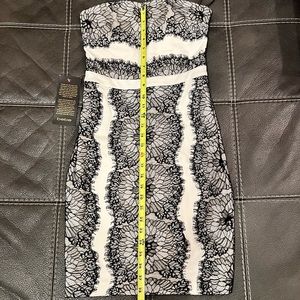 Bebe strapless lace trimmed dress NWT 179$